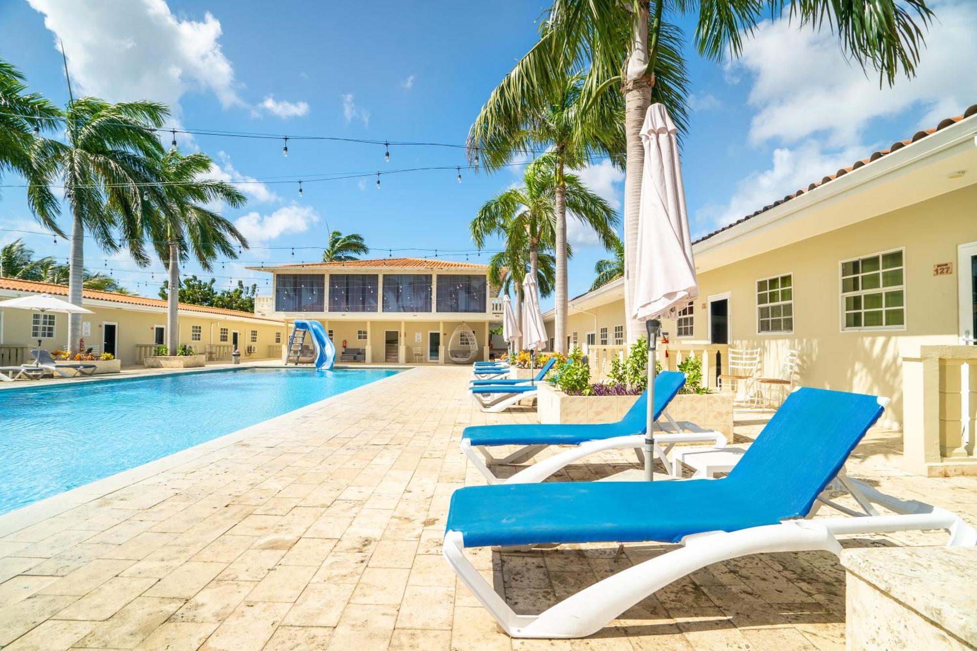 Delynne Boutique Hotel Willemstad Exterior photo