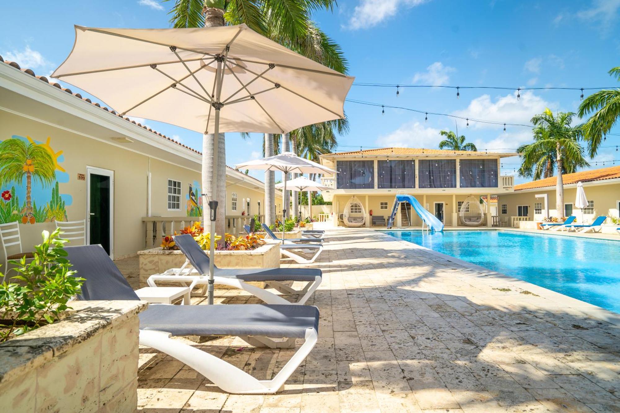 Delynne Boutique Hotel Willemstad Exterior photo