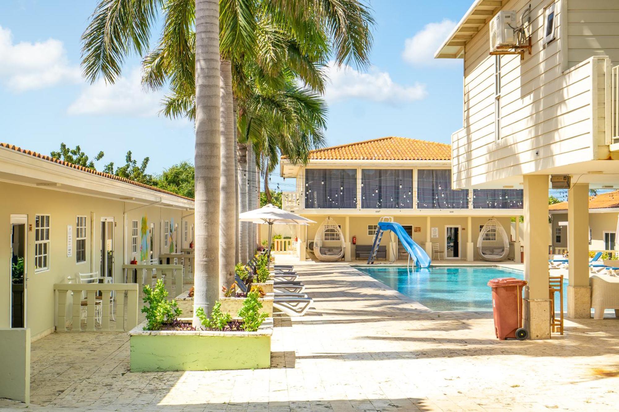 Delynne Boutique Hotel Willemstad Exterior photo