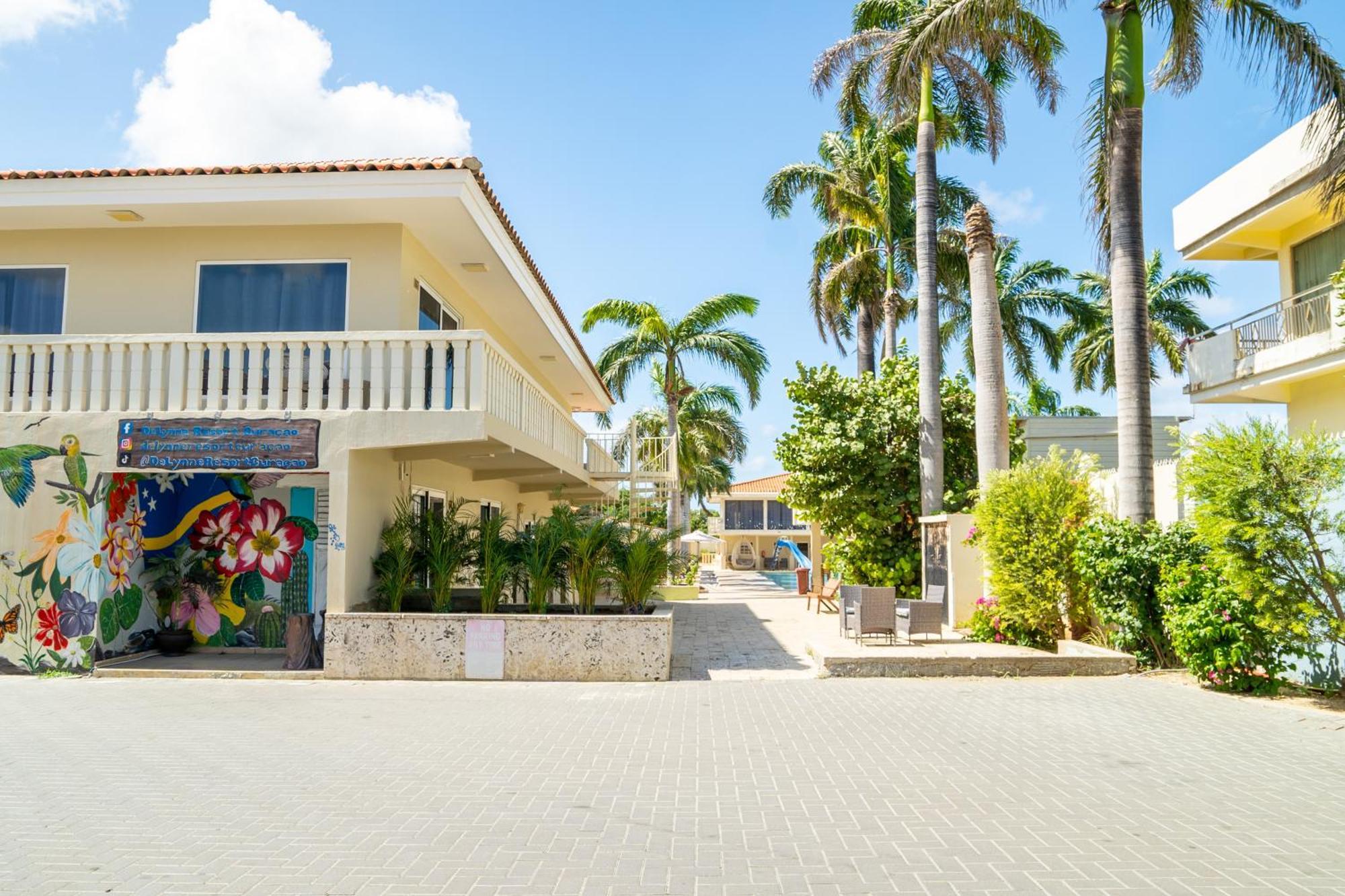 Delynne Boutique Hotel Willemstad Exterior photo