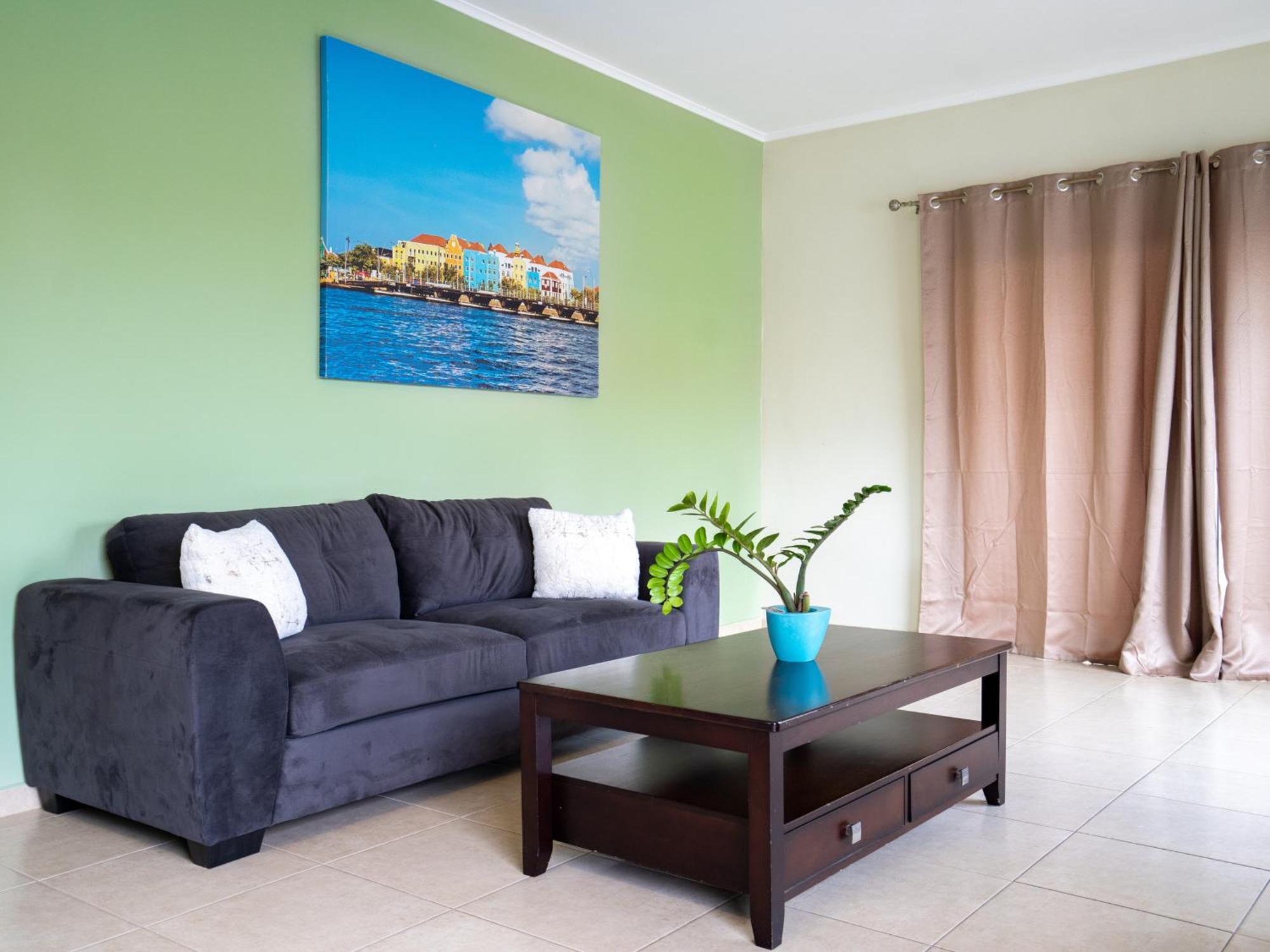 Delynne Boutique Hotel Willemstad Exterior photo