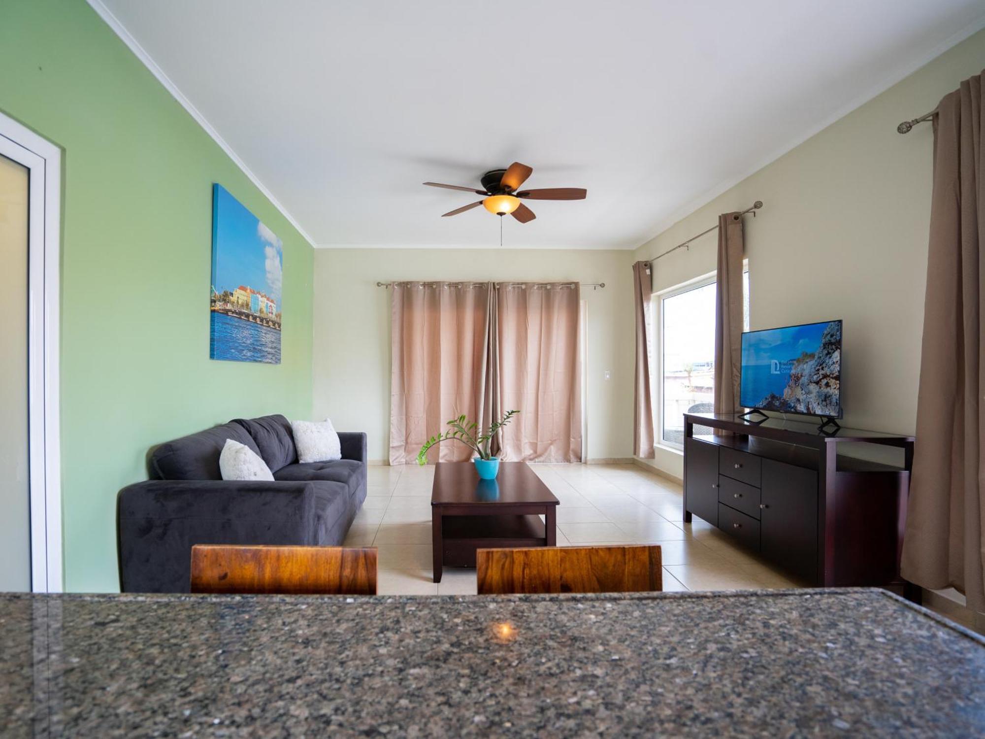 Delynne Boutique Hotel Willemstad Exterior photo